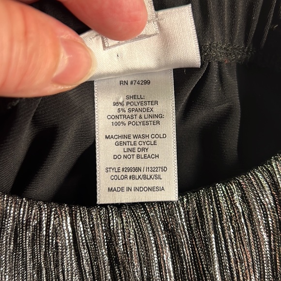 Sweet Storm Black and Silver Metallic Party Dress, Size Small - Picture 9 of 9